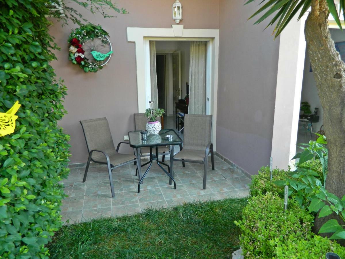 Stella'S Home Glyka Nera Exterior photo